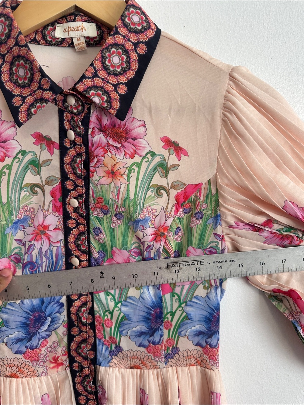 Boho Floral Pleated Midi Dress in Blush Pink - Picture 4 of 11